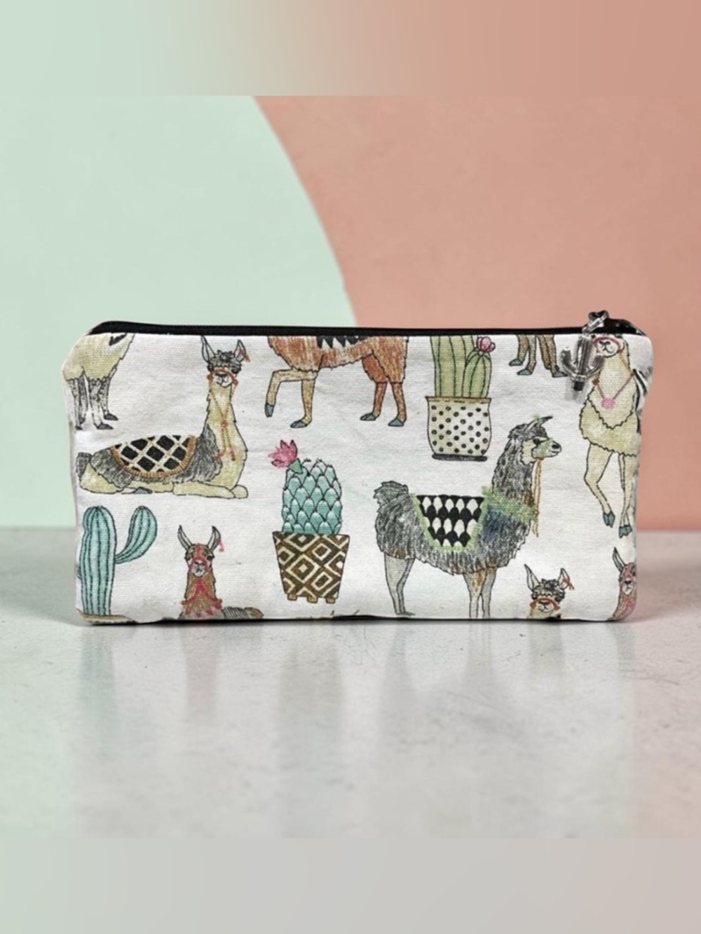 Llama / Alpaca Makeup Bag Pouch Travel Bag